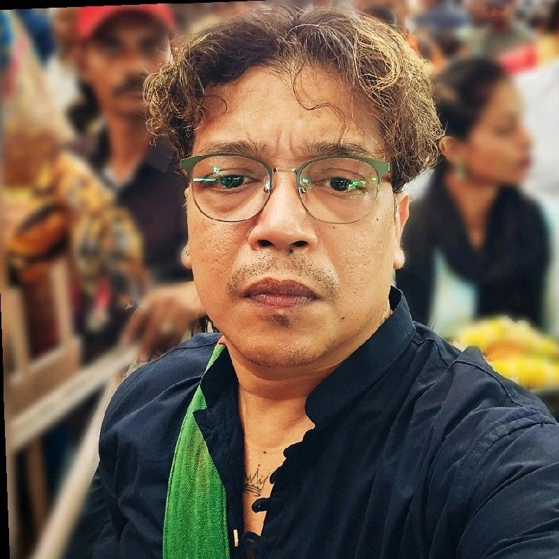 Alumni Surojeet sen